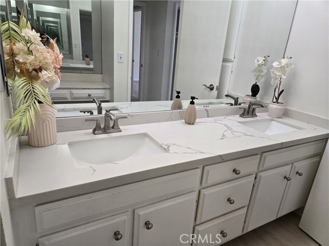 4647 Willis Avenue #220 Sherman Oaks, CA 91403