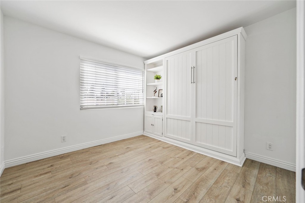4189 Vineland #120 Studio City, CA 91602
