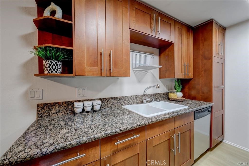 11138 Aqua Vista Street 9