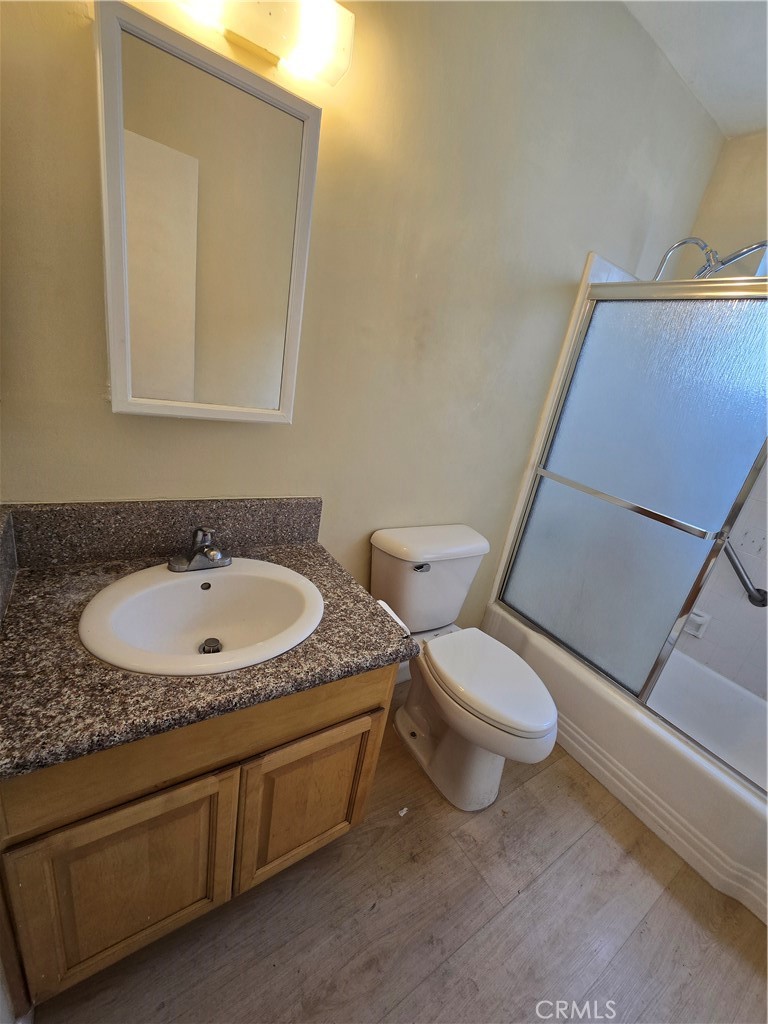 1216 N Formosa N 3