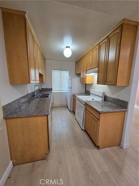 1216 N Formosa Unit: 3