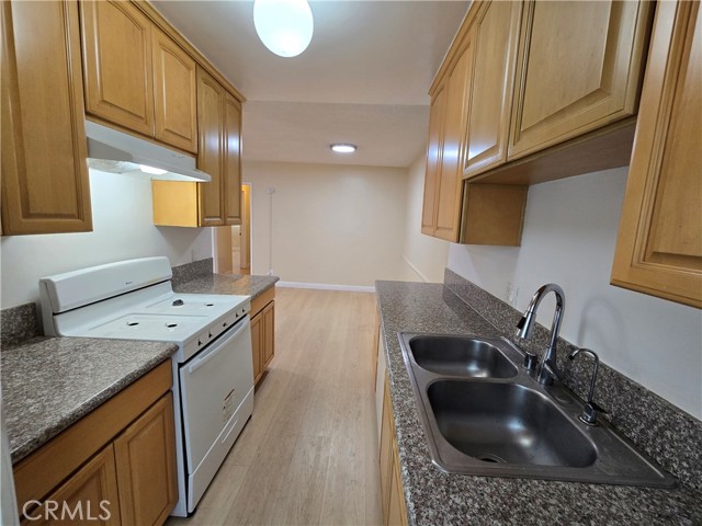 1216 N Formosa Unit: 3