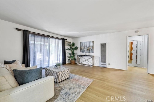 11138 Aqua Vista Unit: 9