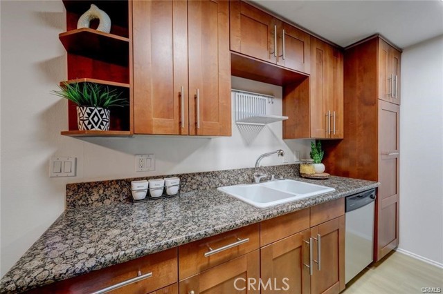 11138 Aqua Vista Unit: 9