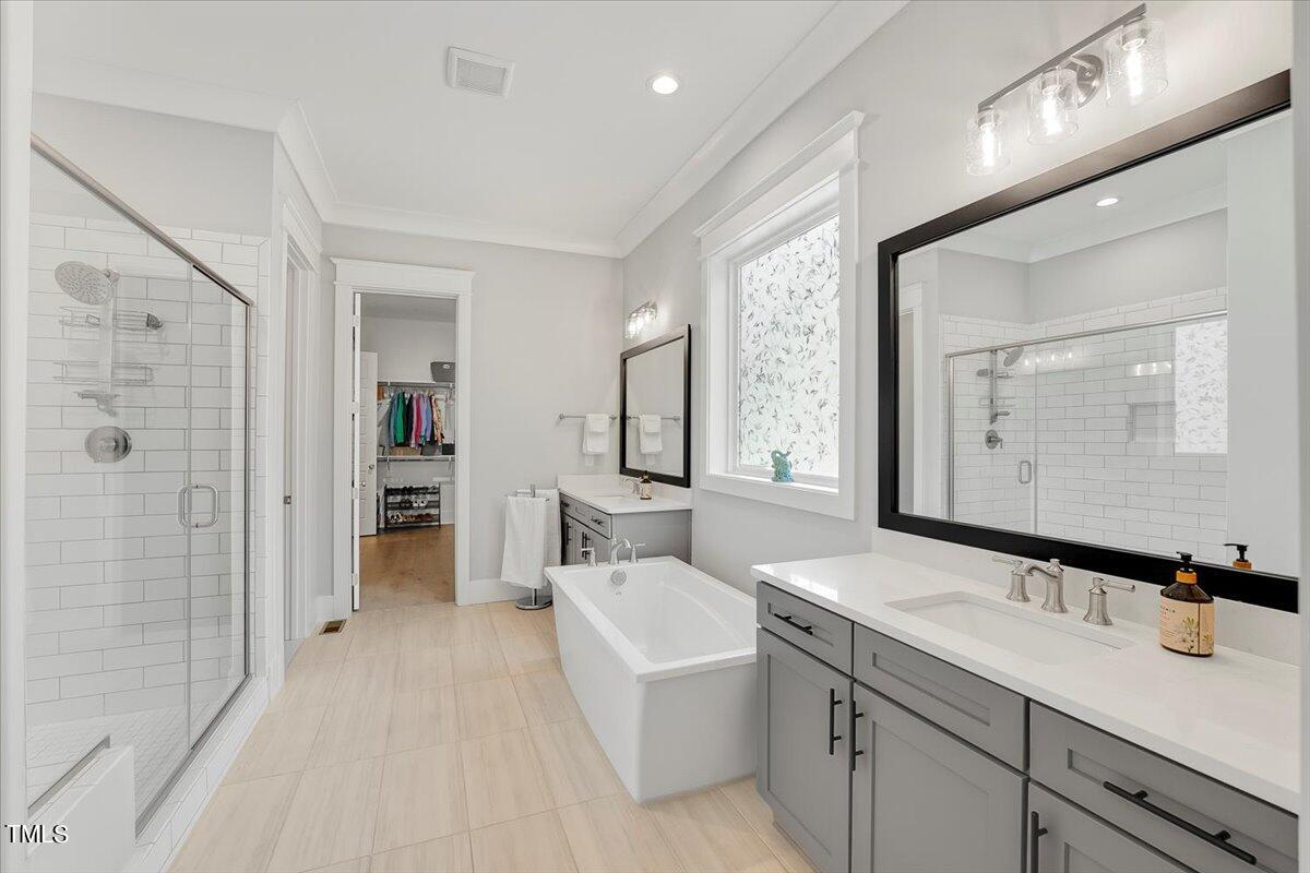 3812 Stoneridge Forest Drive