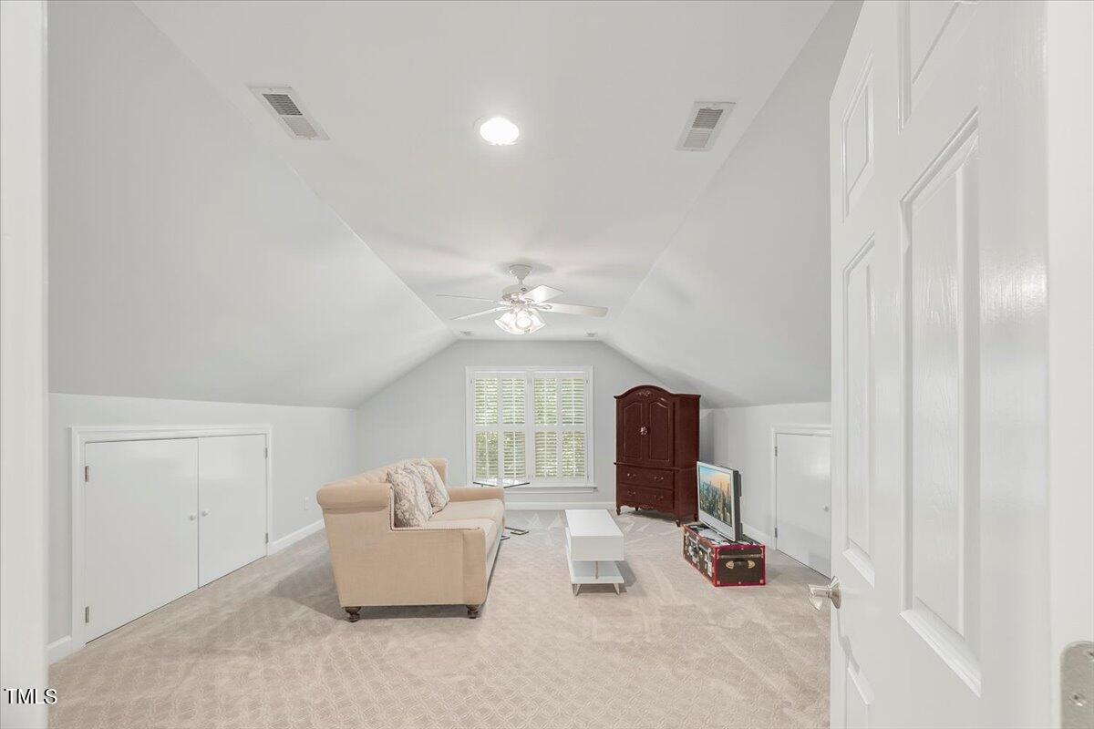 4012 Edward Pride Wynd