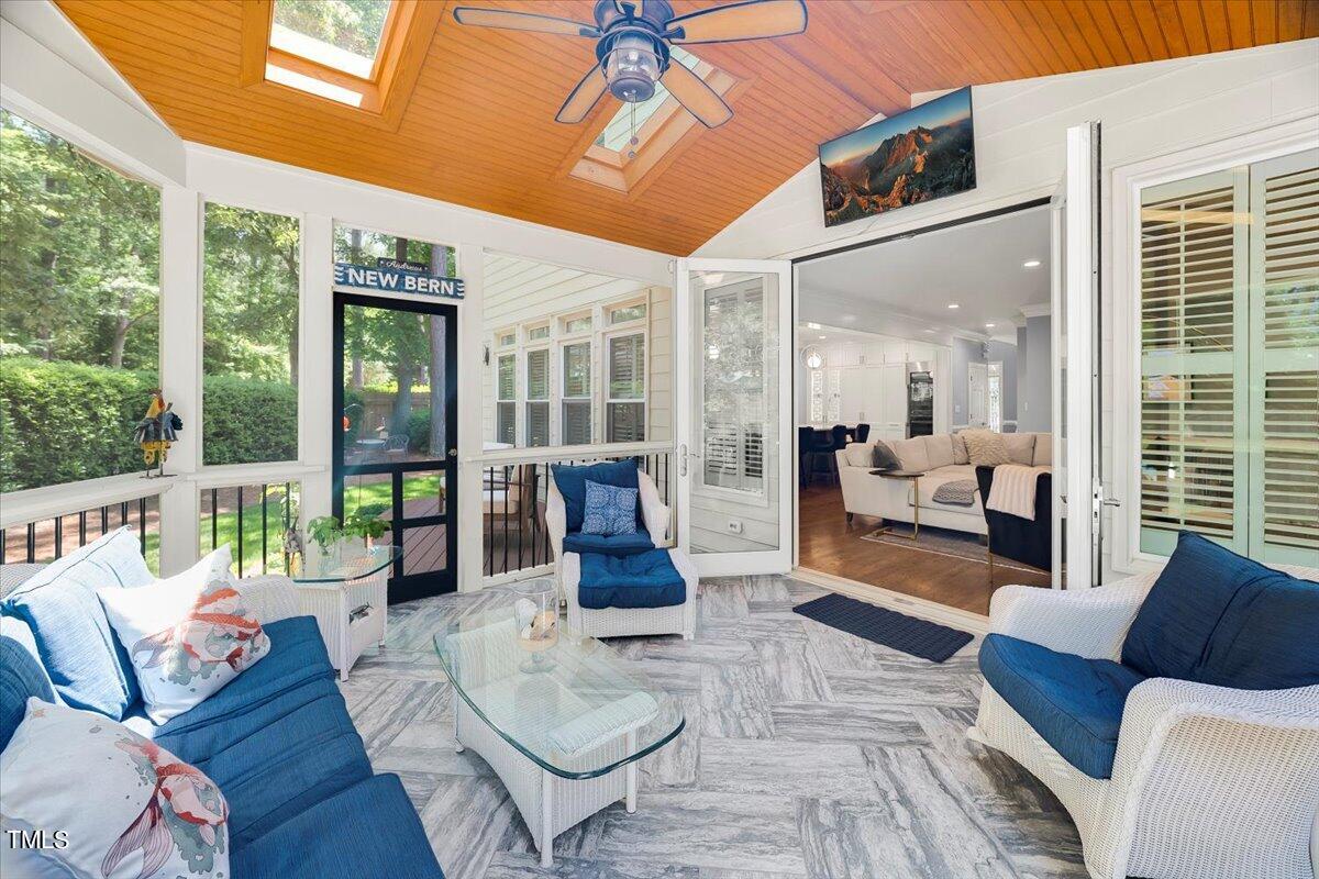 4012 Edward Pride Wynd