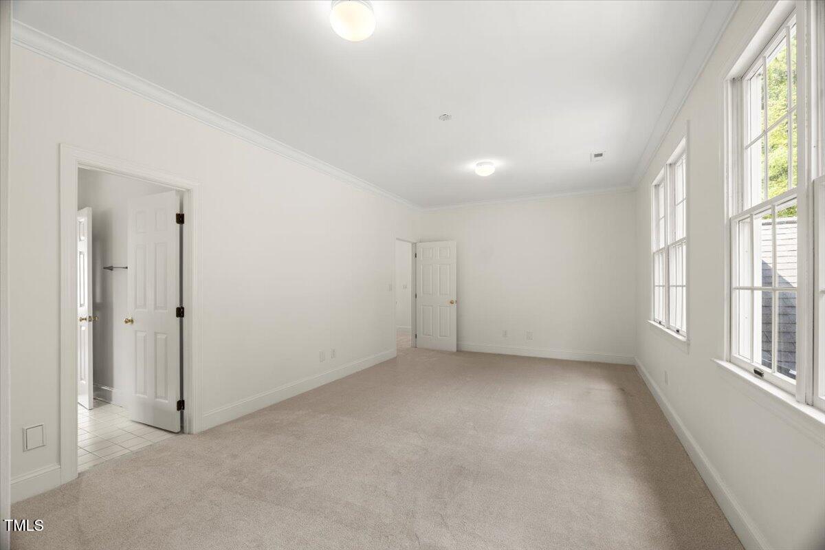 4016 Edward Pride Wynd