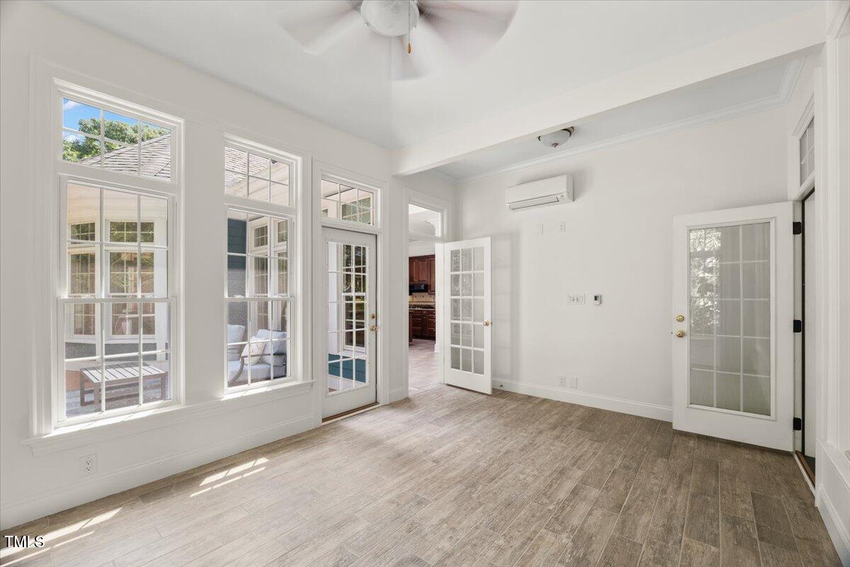 4016 Edward Pride Wynd