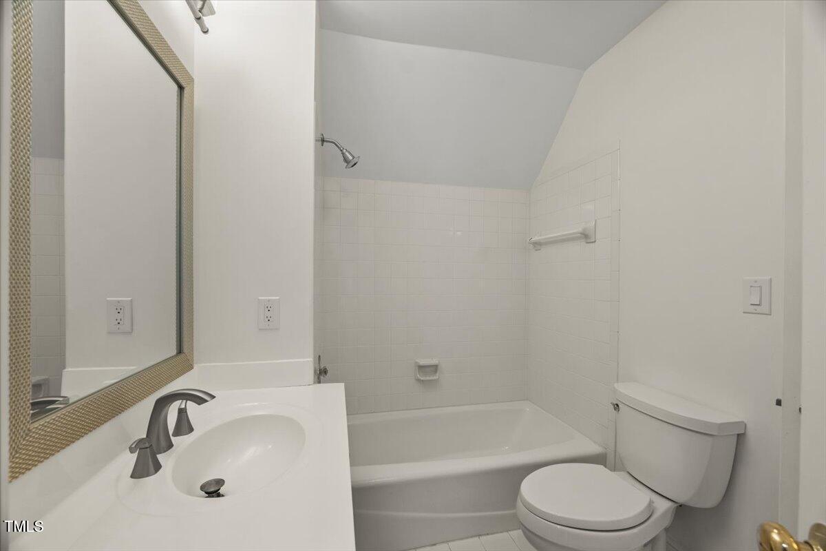 4016 Edward Pride Wynd