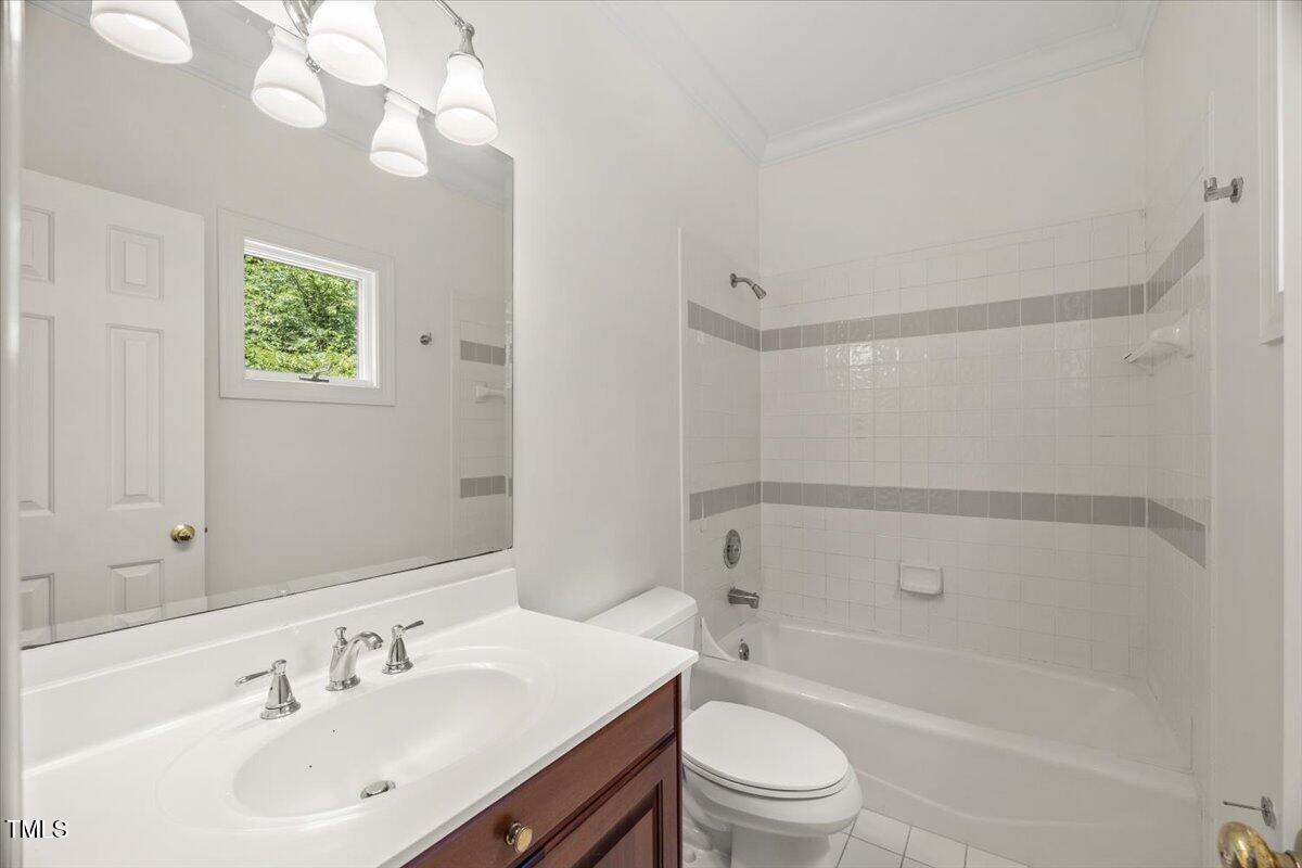 4016 Edward Pride Wynd