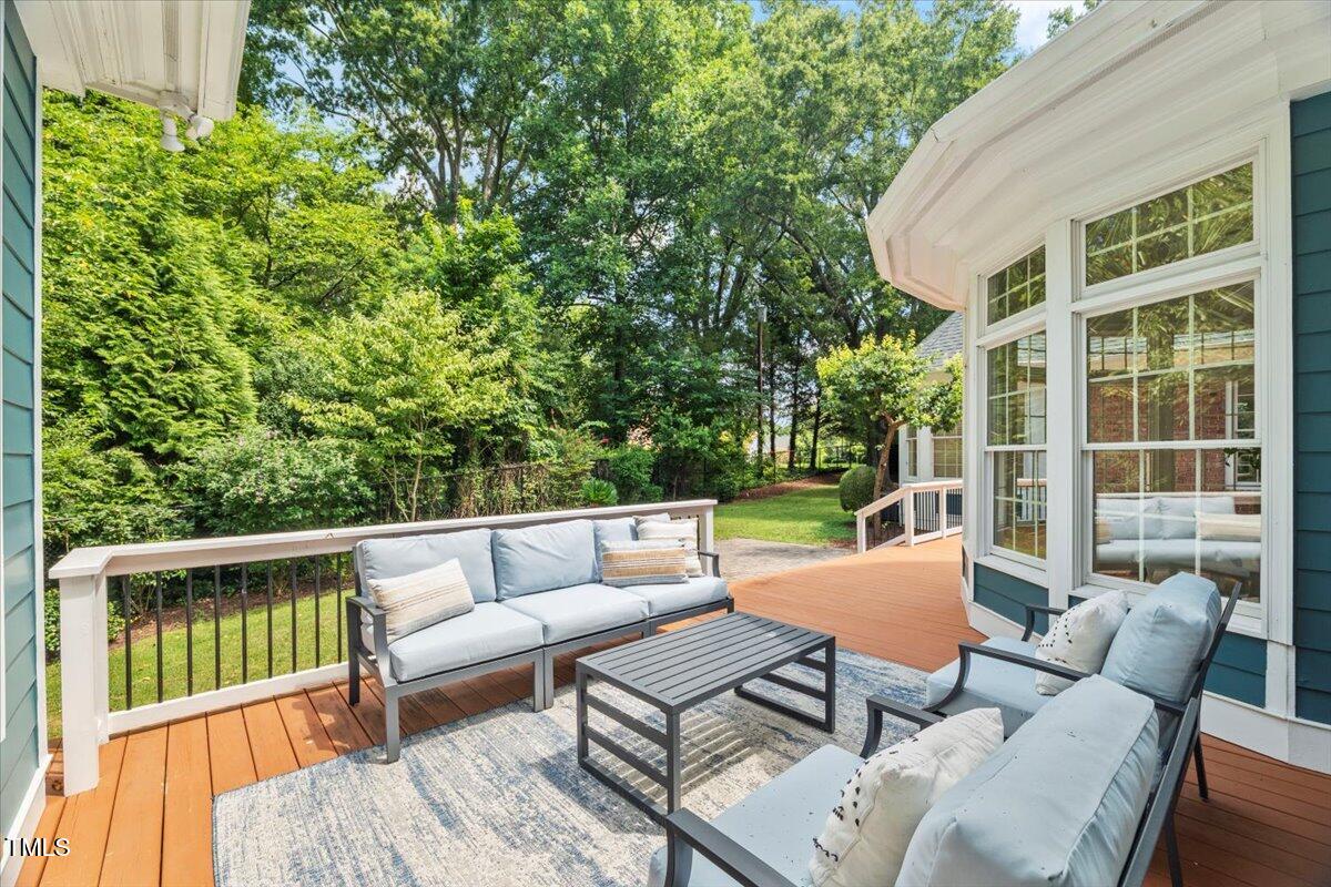 4016 Edward Pride Wynd