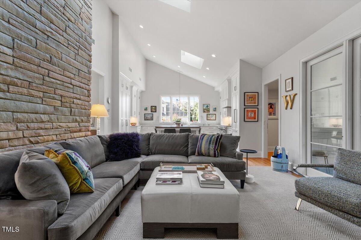 1801 Mcdonald Lane