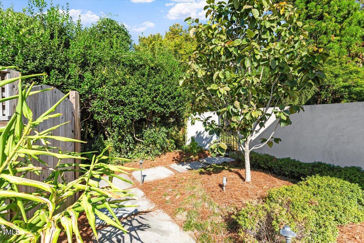 1801 Mcdonald Lane