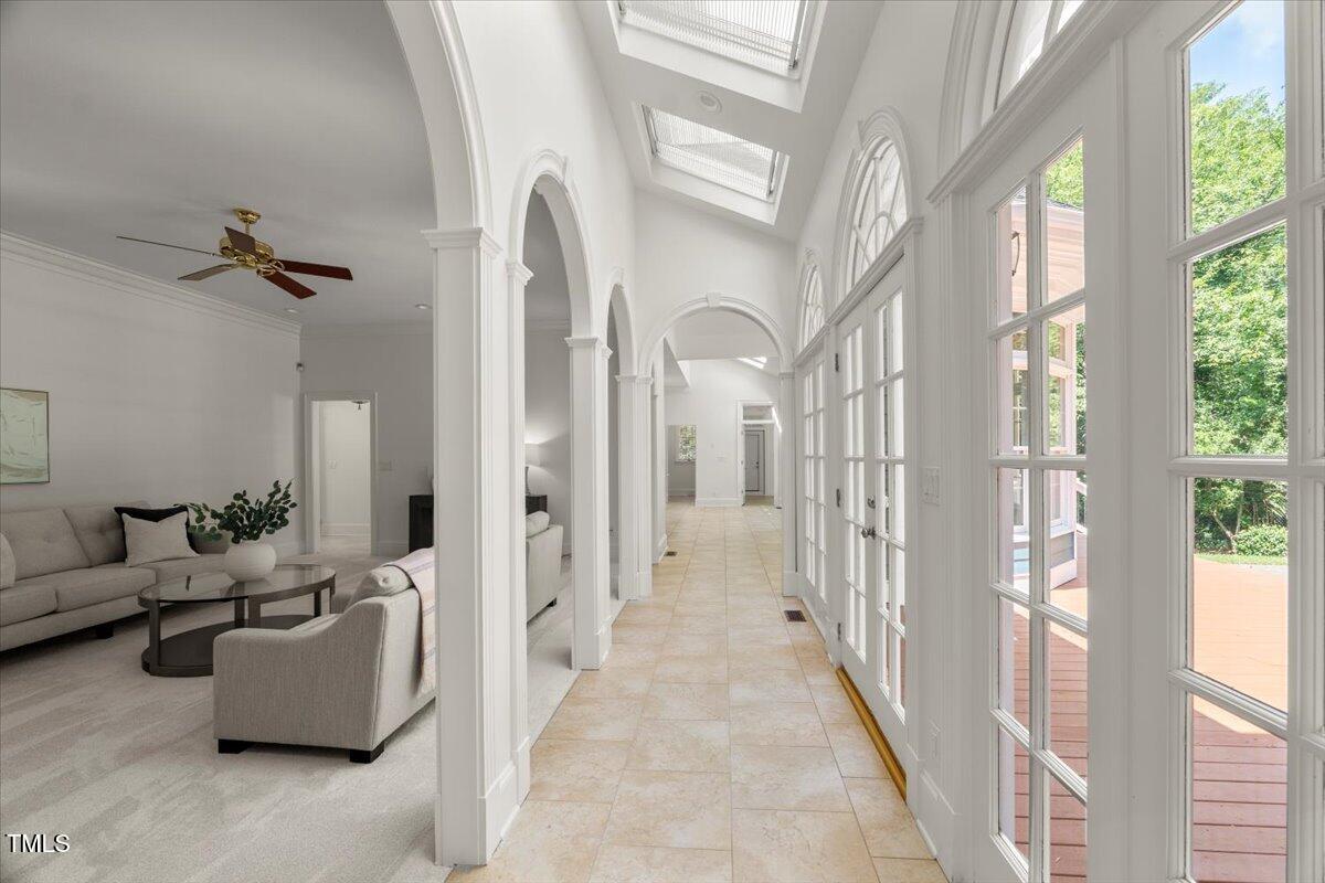 4016 Edward Pride Wynd