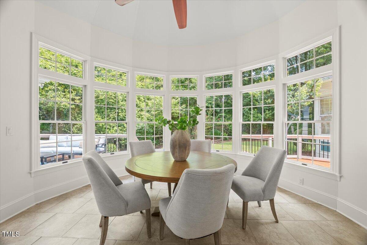 4016 Edward Pride Wynd