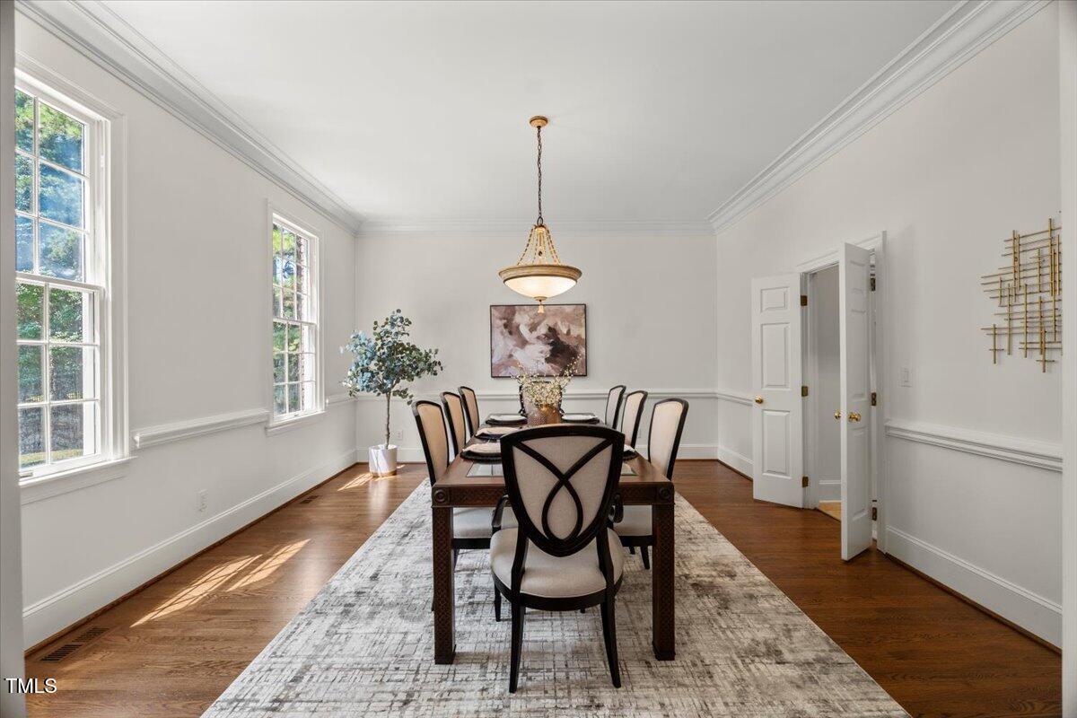 4016 Edward Pride Wynd