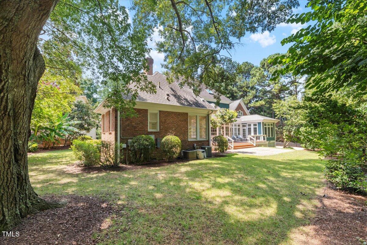 4016 Edward Pride Wynd