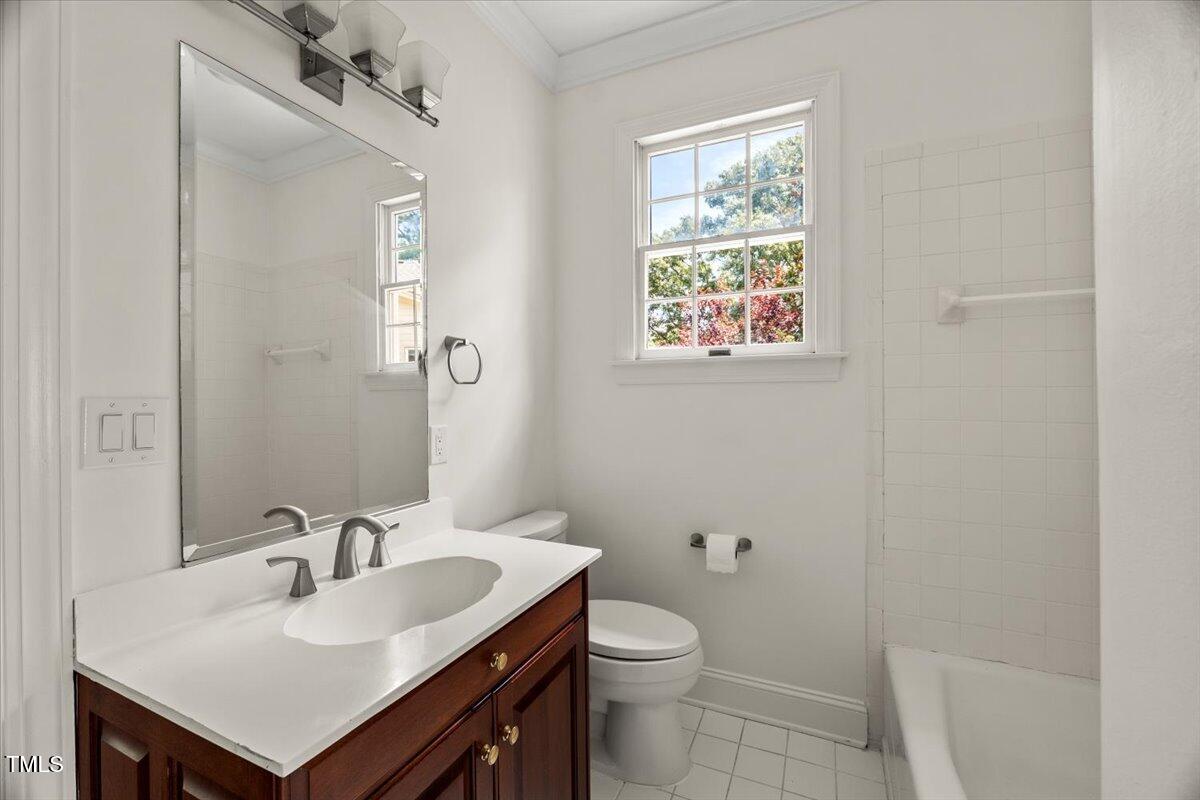 4016 Edward Pride Wynd