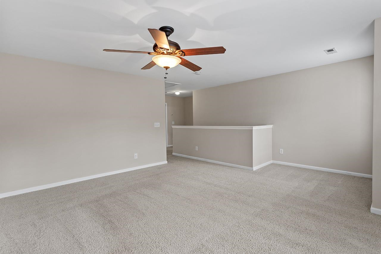 1203 E Summerfield