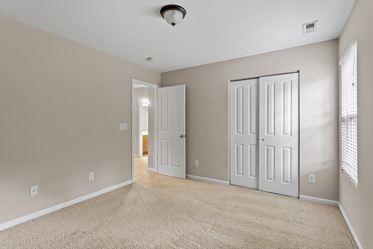 1203 E Summerfield