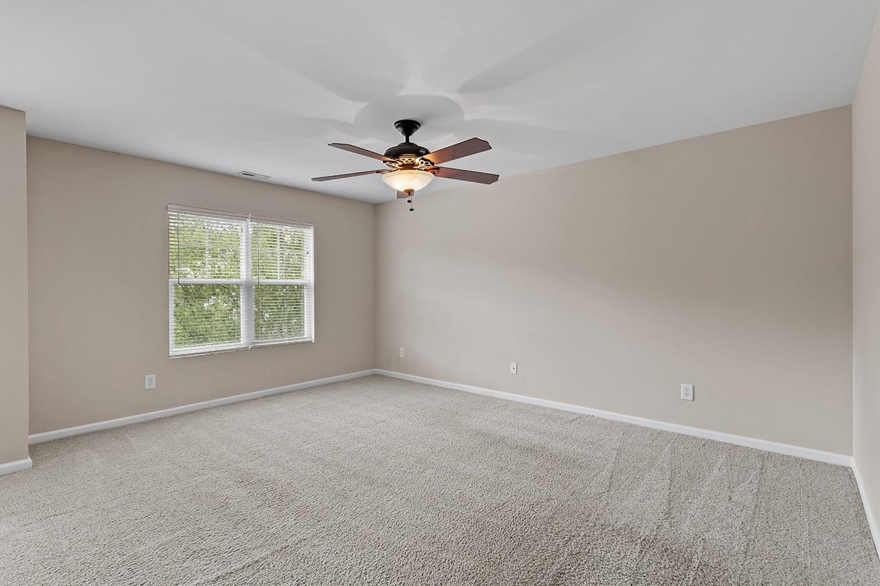 1203 E Summerfield