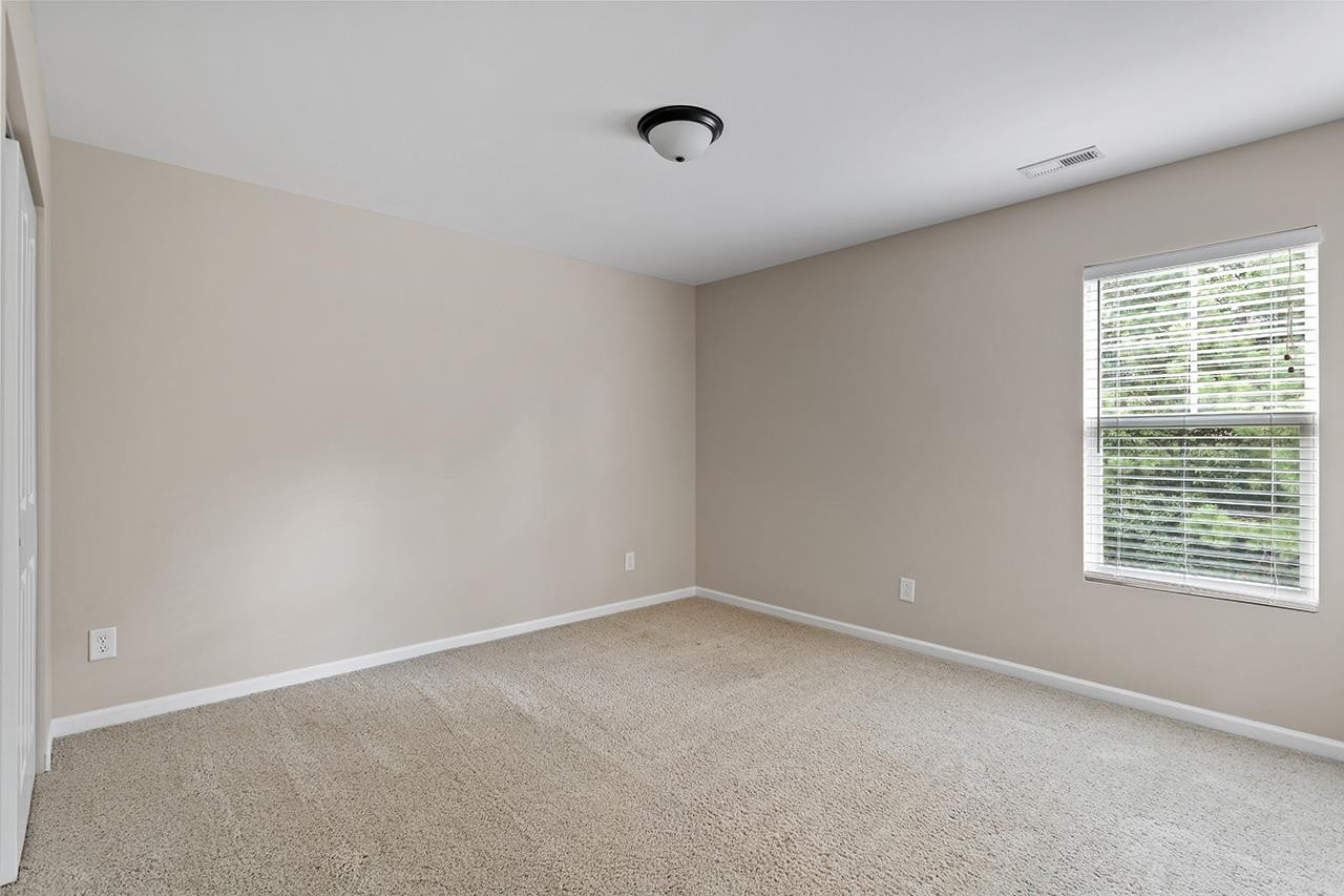 1203 E Summerfield