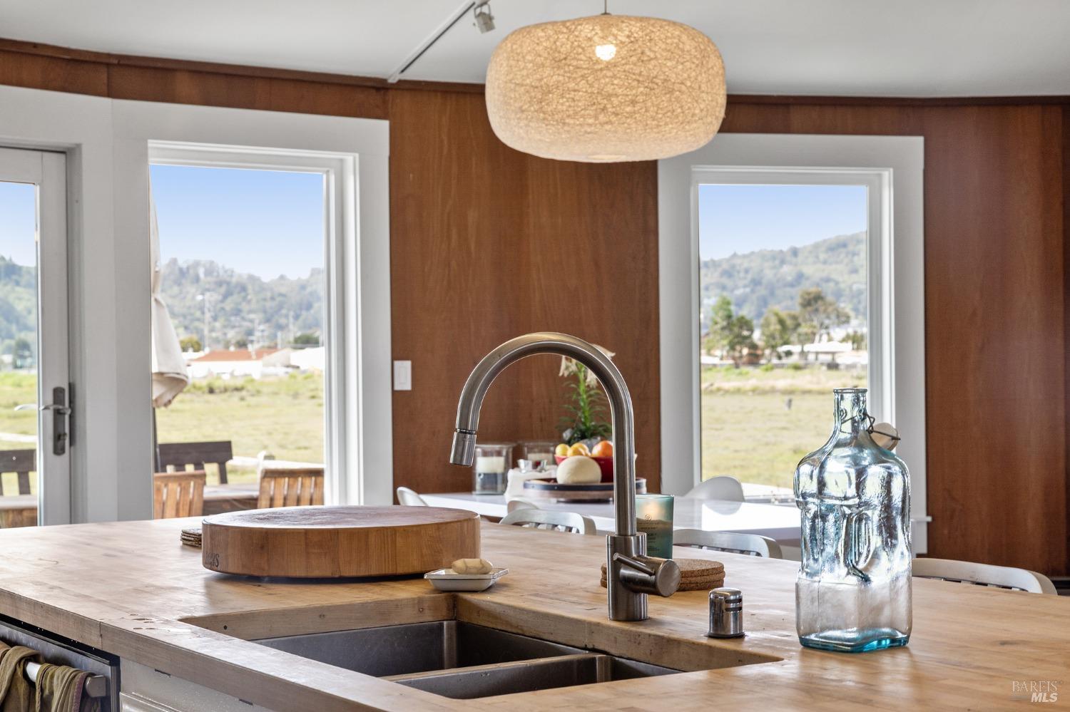 58 Greenbrae Boardwalk