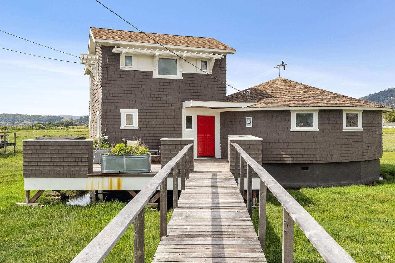 58 Greenbrae Boardwalk