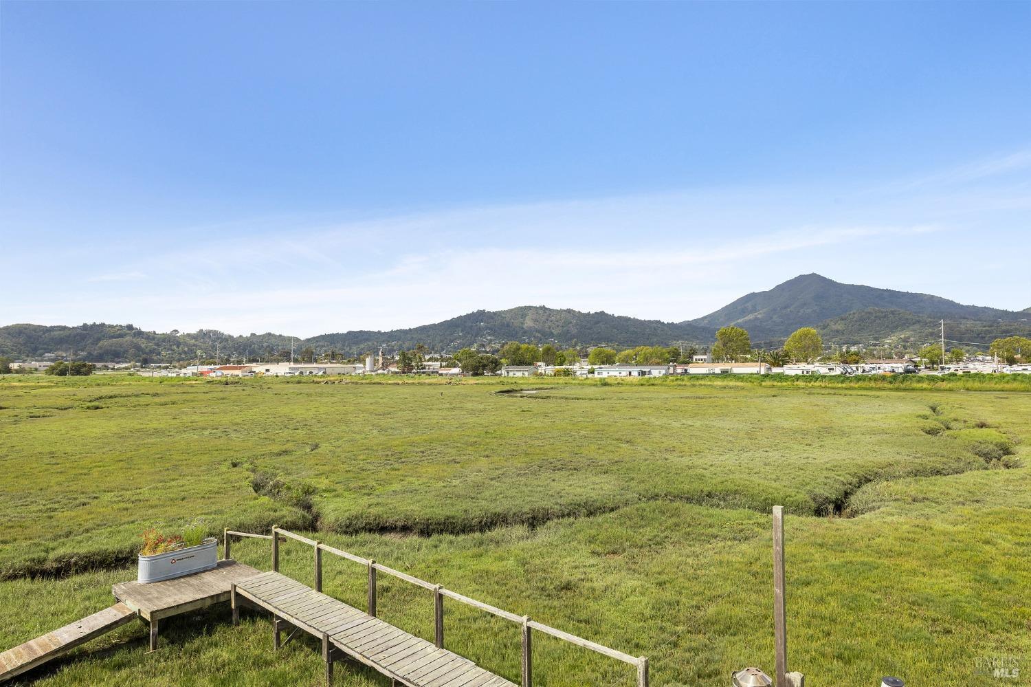 58 Greenbrae Boardwalk