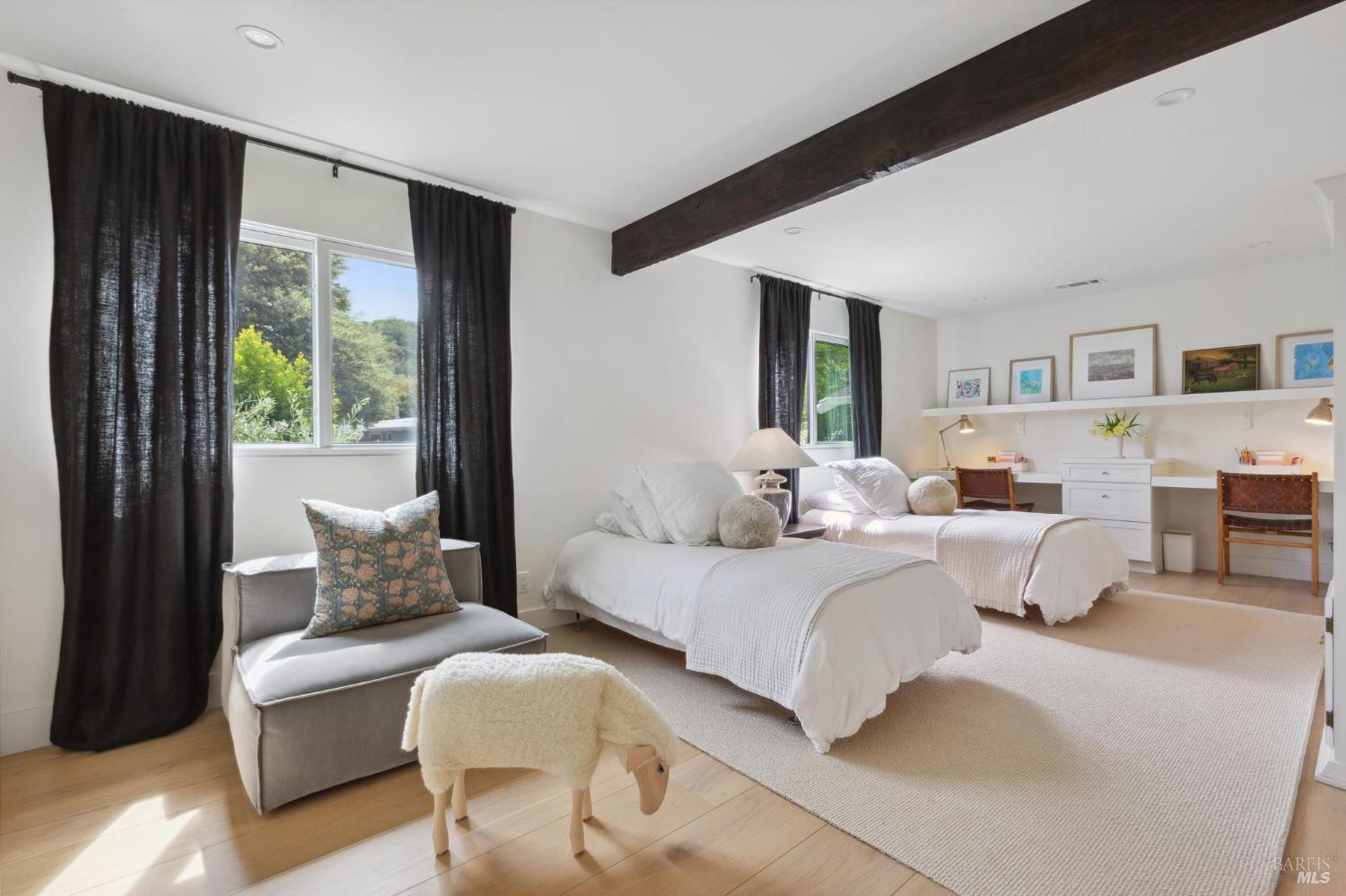 610 Calle De La Mesa