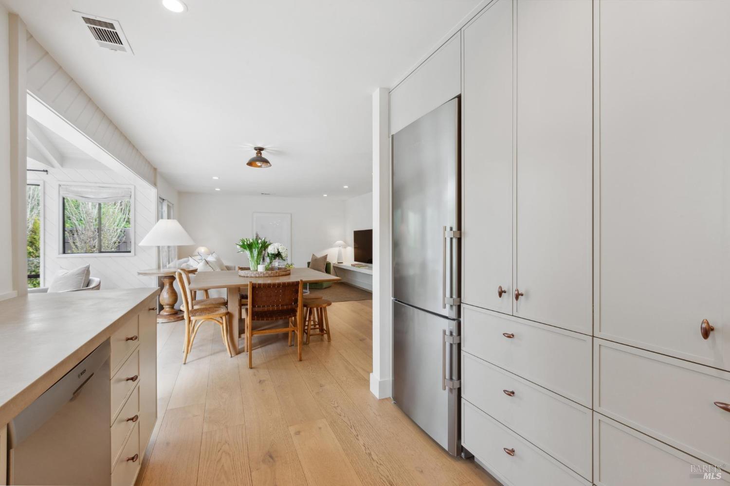 610 Calle De La Mesa