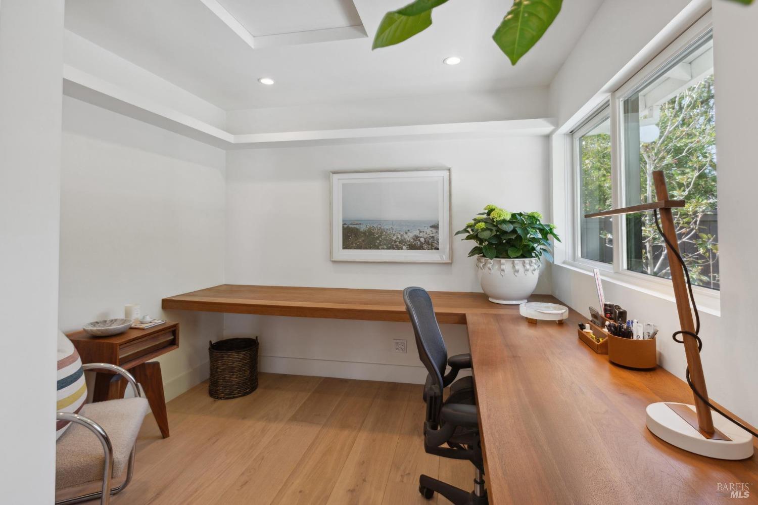 610 Calle De La Mesa