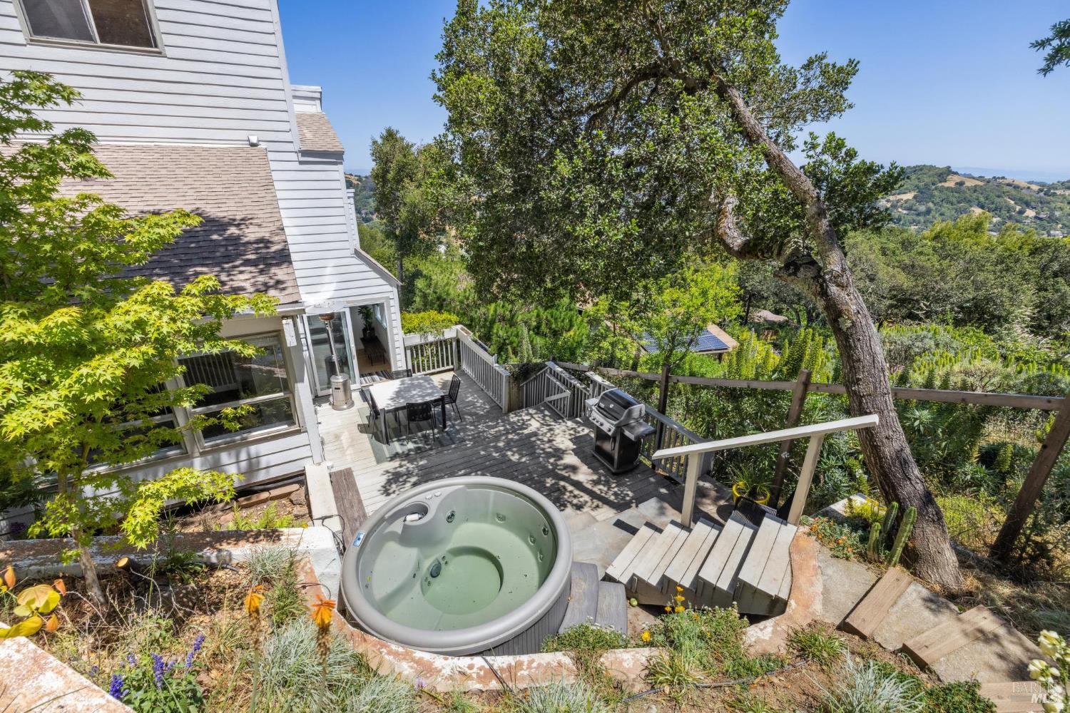 85 Ridge Rd