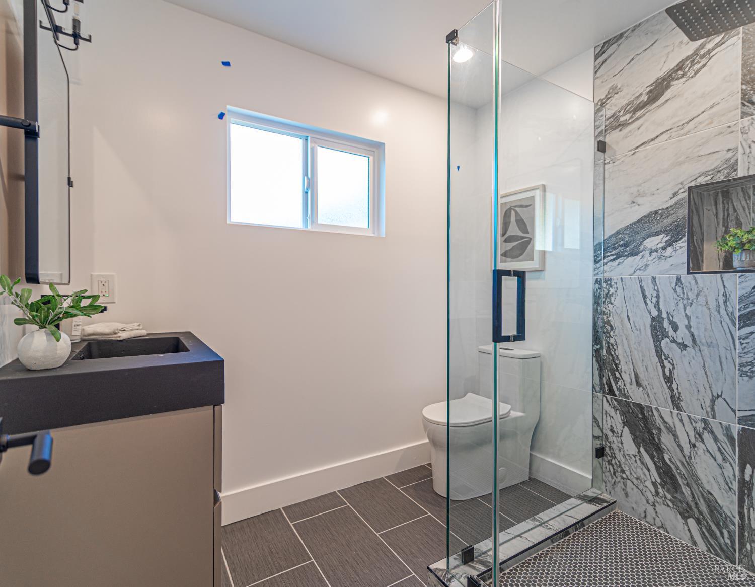 2550 Heatherstone Dr