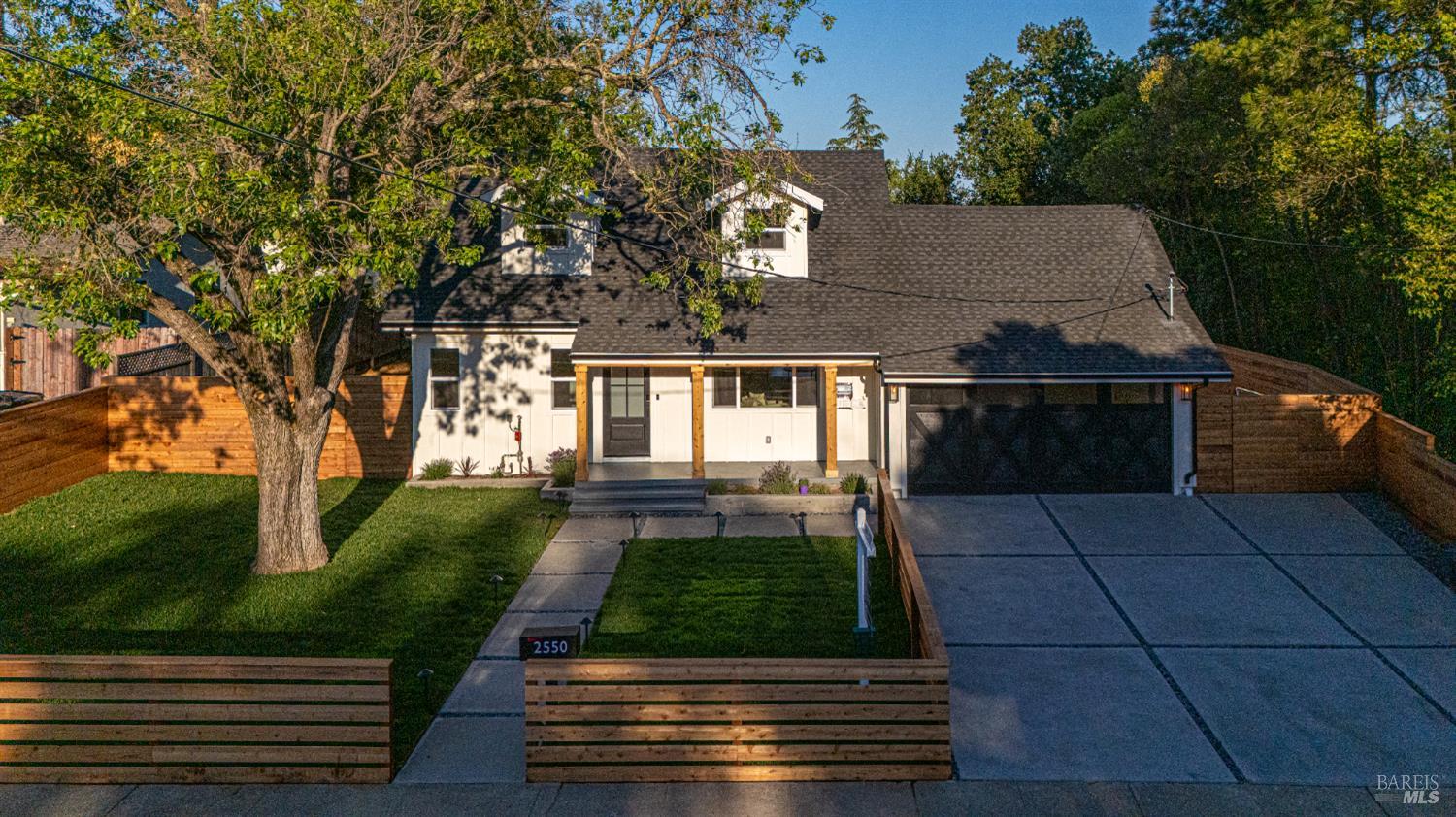 2550 Heatherstone Dr