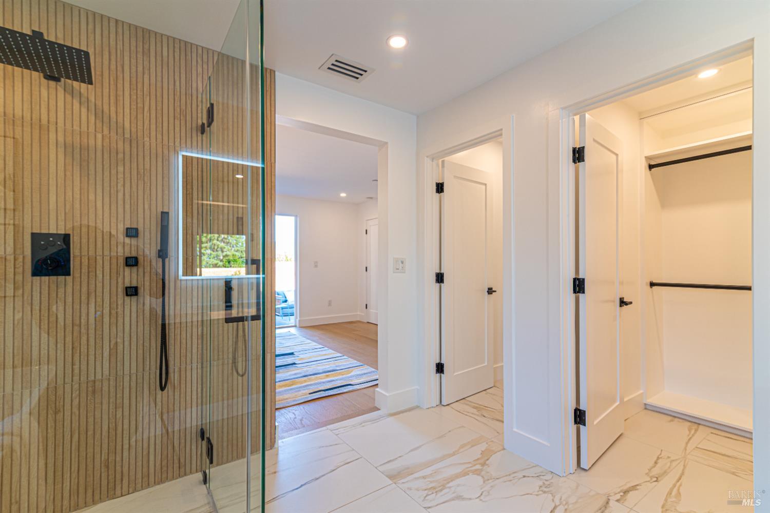 2550 Heatherstone Dr