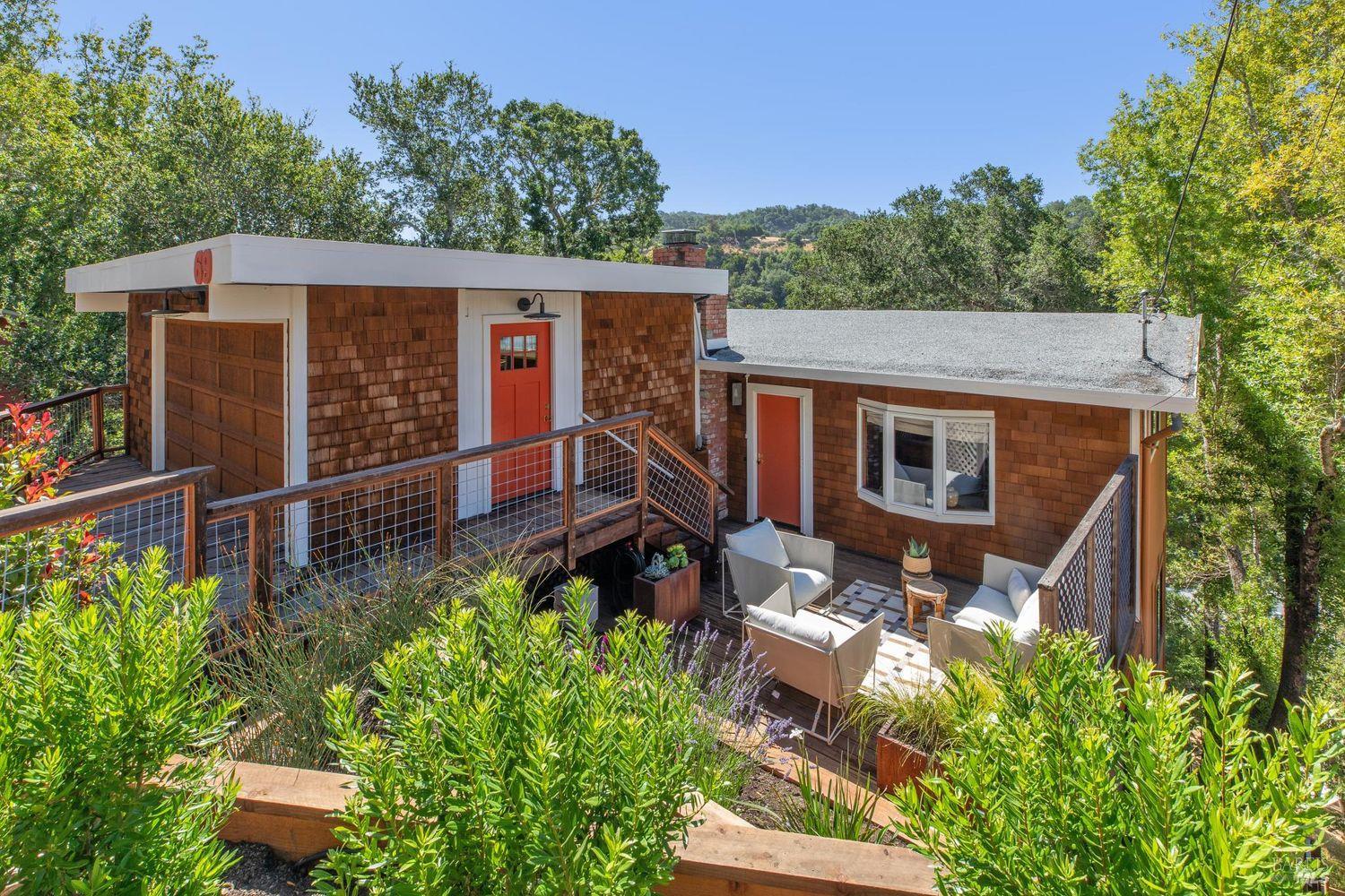 69 Pine Dr