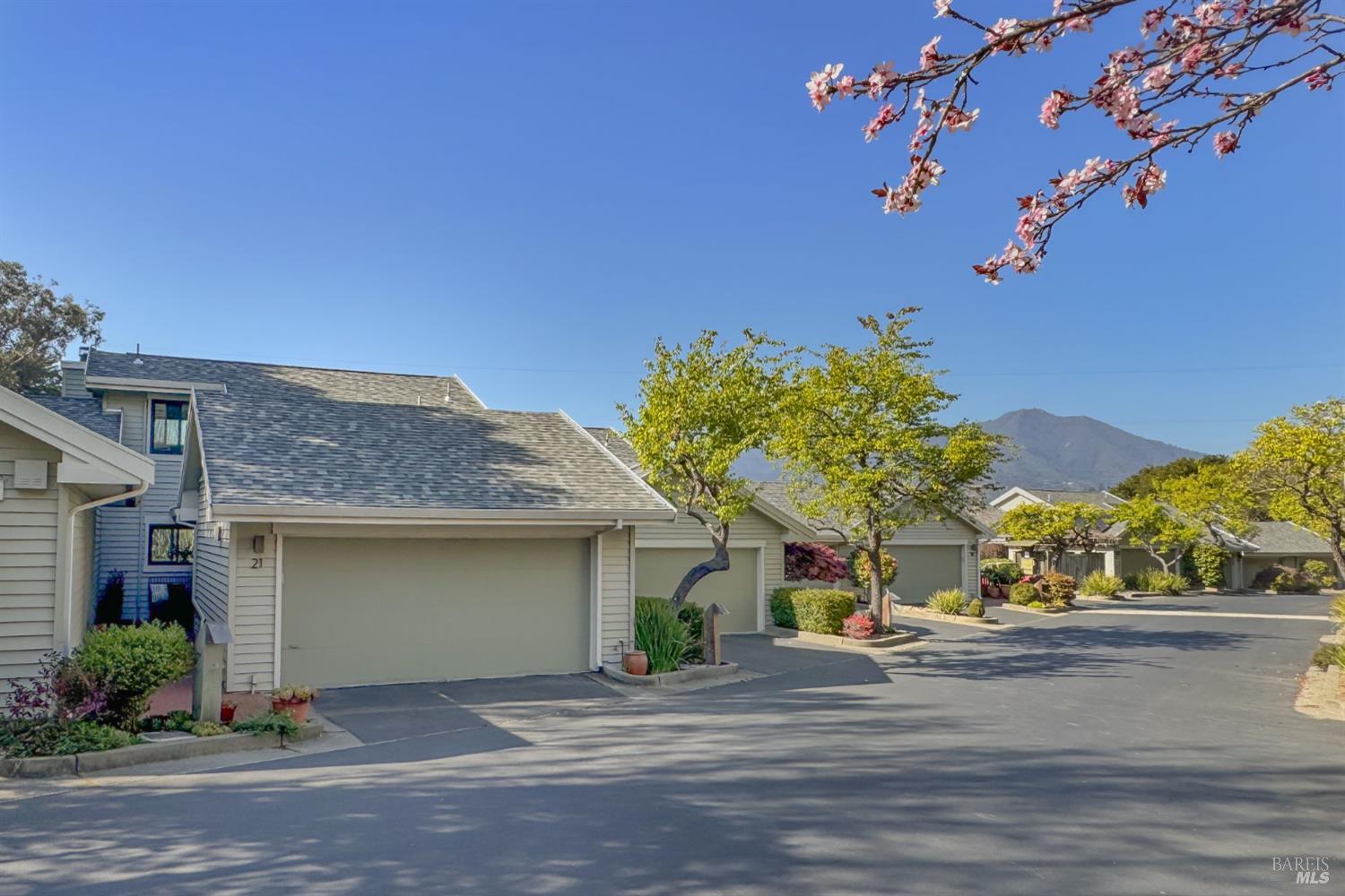 21 Eucalyptus Knoll Street