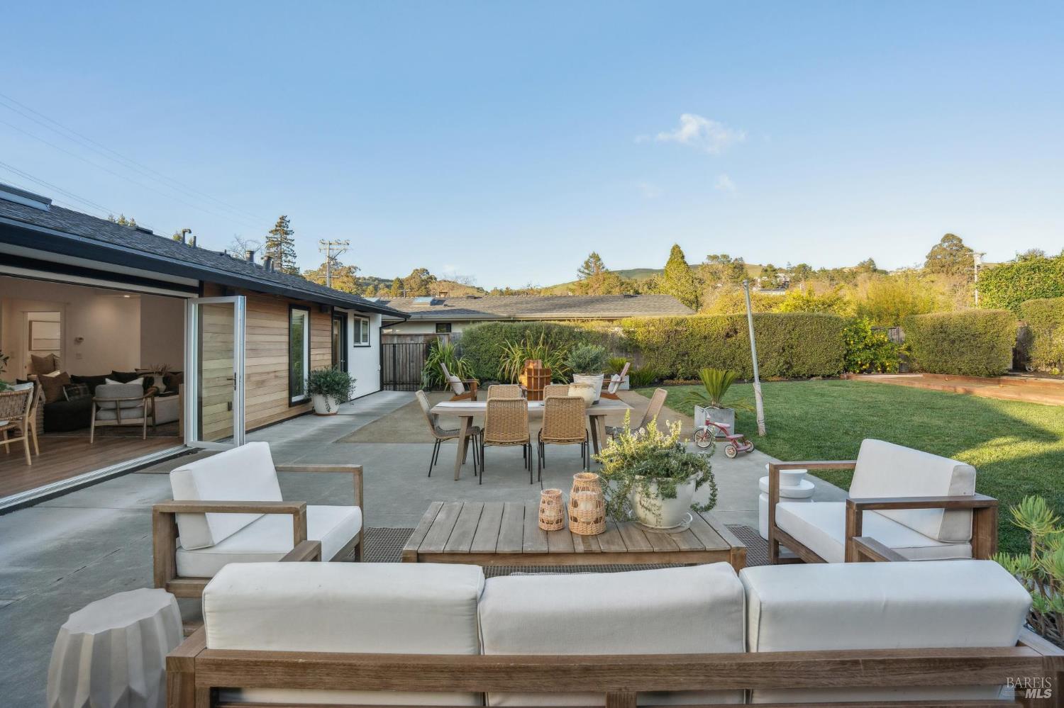 122 Blackfield Drive