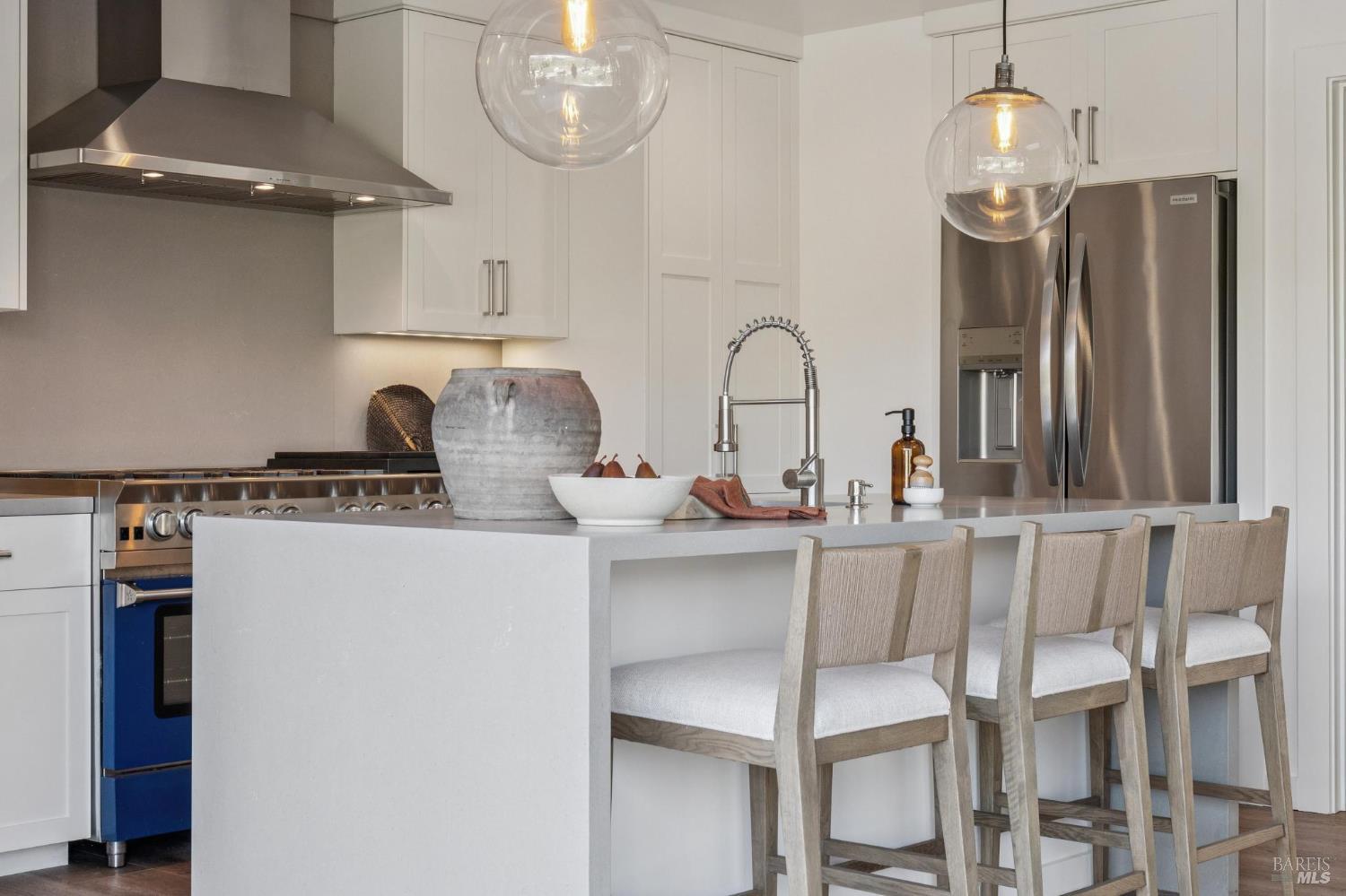 122 Blackfield Drive