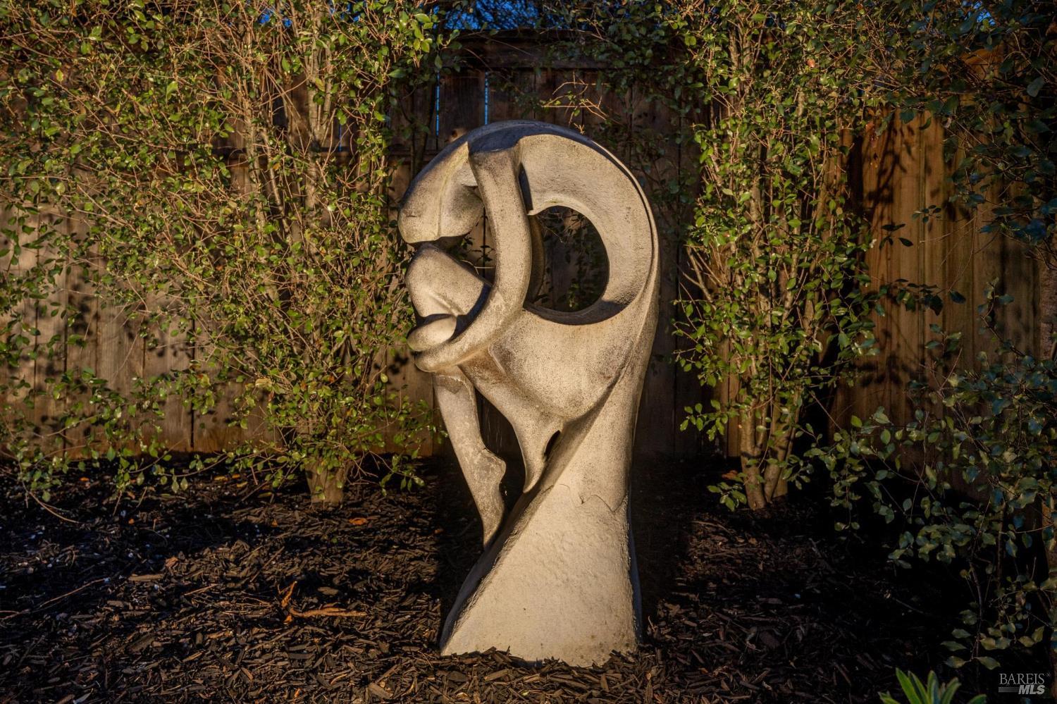 122 Blackfield Drive