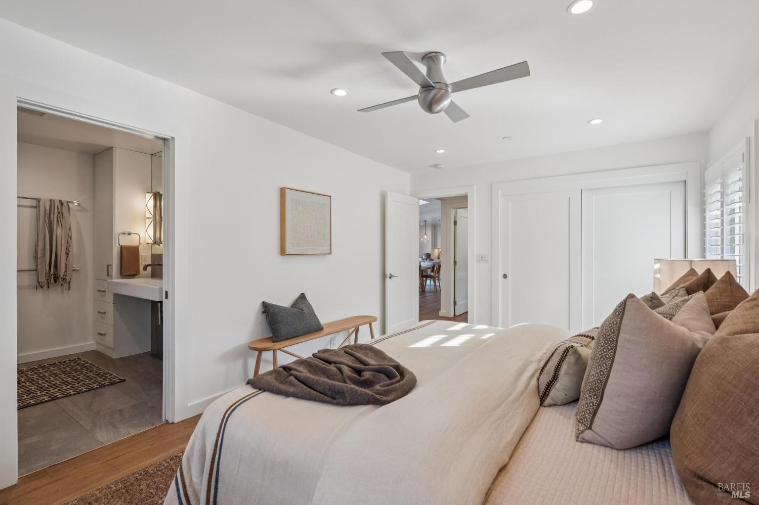 122 Blackfield Drive