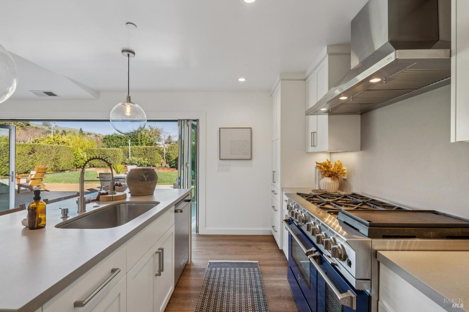 122 Blackfield Drive