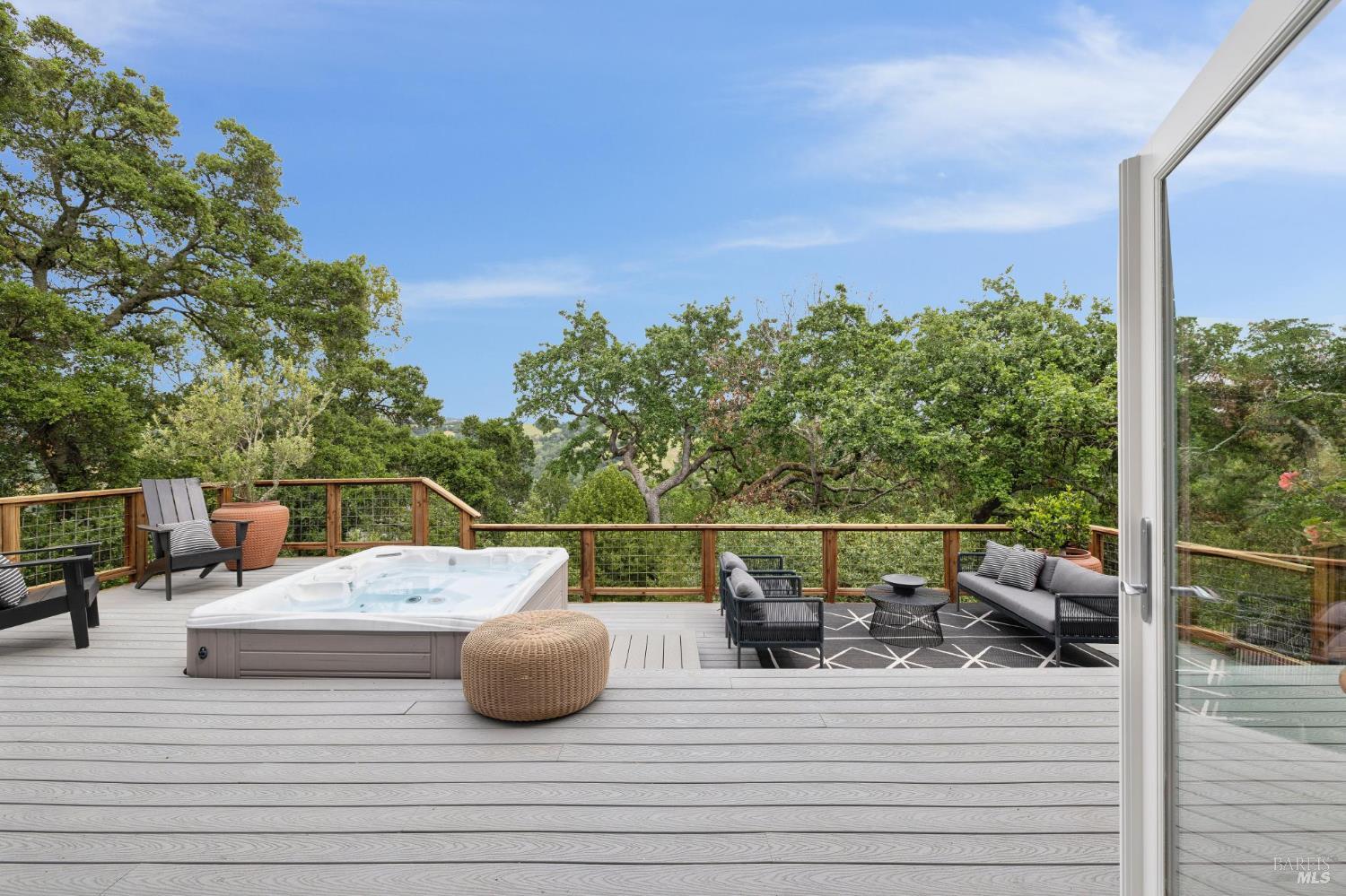 290 Stuyvesant Drive