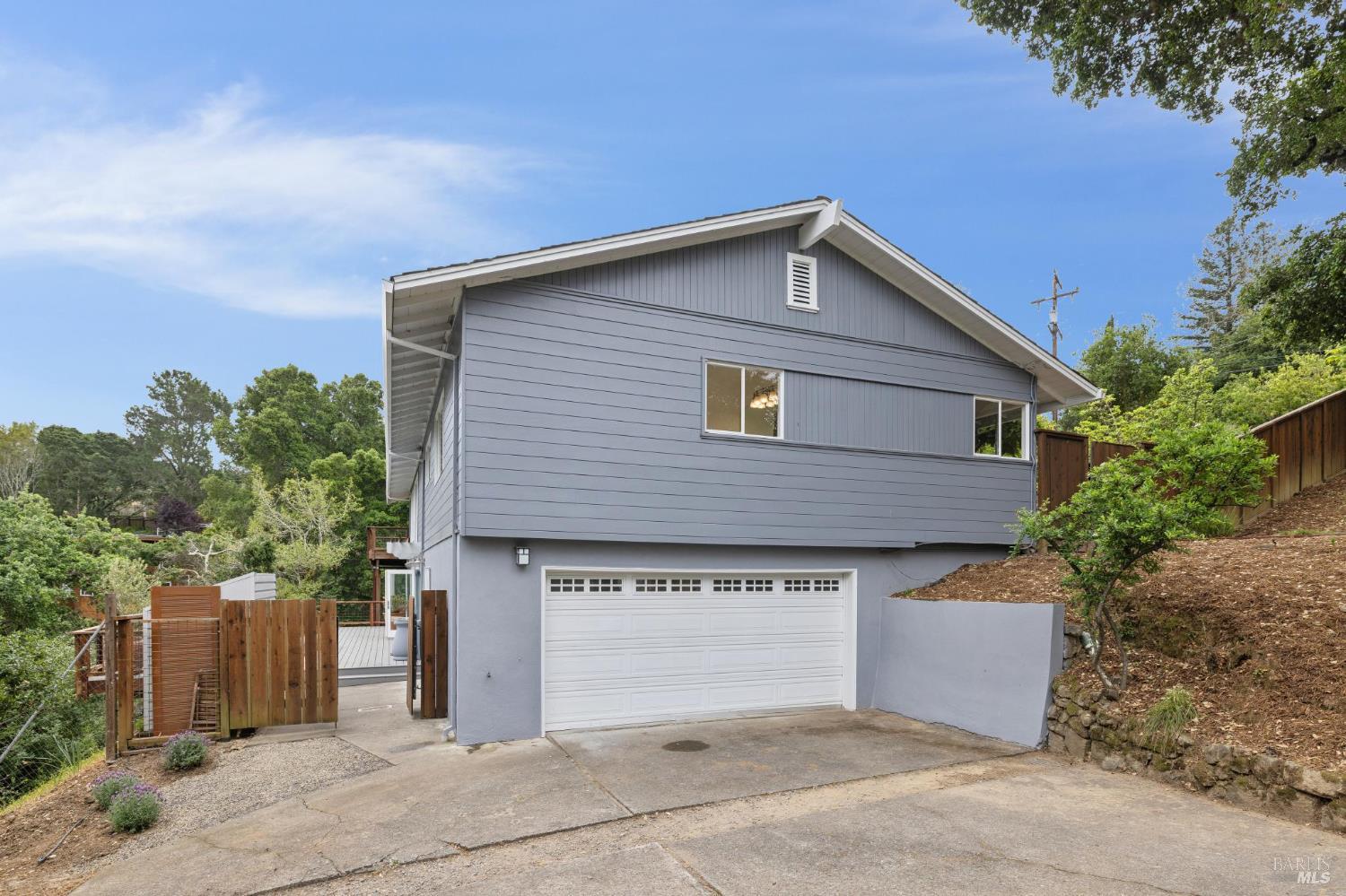 290 Stuyvesant Drive