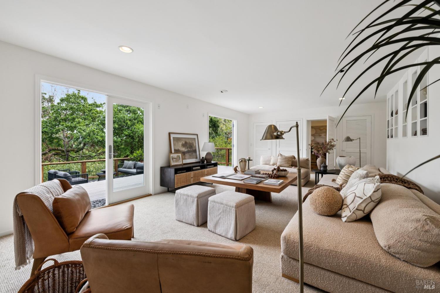 290 Stuyvesant Drive