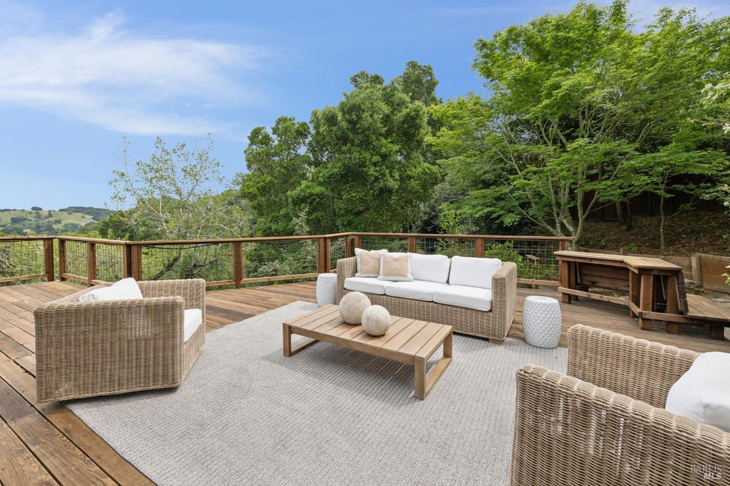 290 Stuyvesant Drive