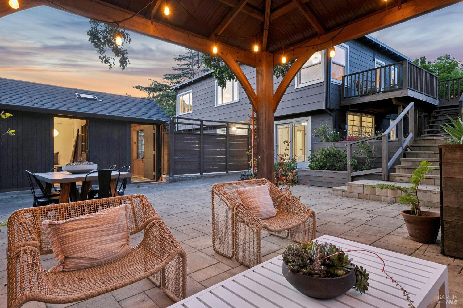 27 Sierra Avenue