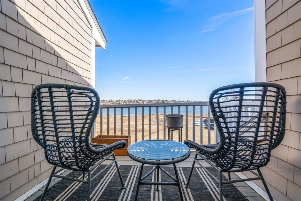 21 Harbourside Rd # 26